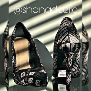 Exclusive Selina Embroidered Heels Size 8